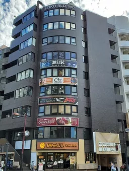 賃料大幅減額! 専用階段あり!美容院・エステ・飲食店オススメ!