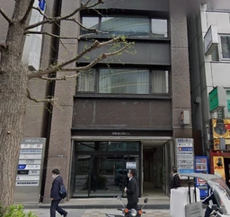 新宿駅 徒歩3分 駅至近!青梅街道沿いの店舗物件 【業種相談】