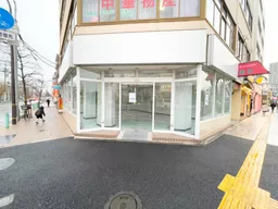 竹ノ塚駅 徒歩6分 交差点前 元メガネ屋 【業種業態ご相談ください】