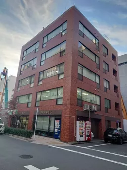茅場町駅徒歩2分、日本橋駅徒歩5分!