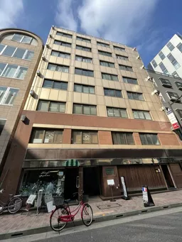 銀座6丁目。居酒屋居抜き店舗。直接階段あります!