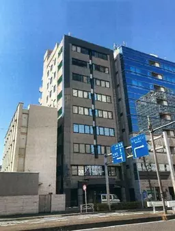 桜木町駅 徒歩4分 1F 前面ガラス張り!現況事務所仕様の店舗物件 【飲食不可】
