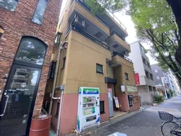 八幡山駅 徒歩4分!半地下A区画物件