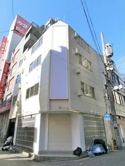 横浜駅 徒歩1分 駅至近!一棟貸し店舗物件 【飲食不可】