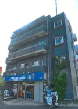 潮見駅 徒歩7分 敷地隣接に駐車場あり(平置き縦列2台) 【業種諸条件等相談】