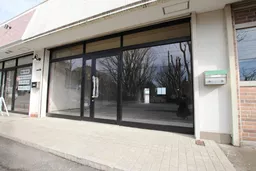 成田駅 バス 25分