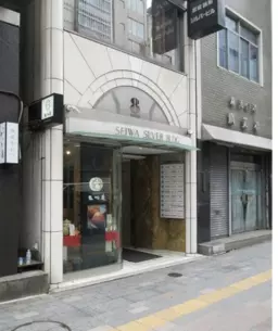 銀座8丁目の大通りに面した高級感あるクラブ居抜き♪飲食、クラブ、ガールズバー可能物件