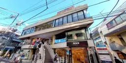 明治神宮前〈原宿〉駅 徒歩5分 スケルトン物件 【飲食不可】