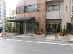 乃木坂駅 徒歩9分 西麻布の隠れ家立地B1F 割烹居抜きの店舗物件 【飲食可】