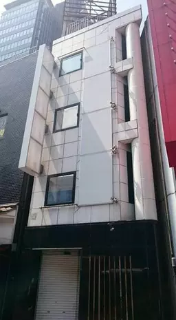 神田駅徒歩1分 駅至近!3-5F 西口駅前スケルトン店舗物件 【何業も可】