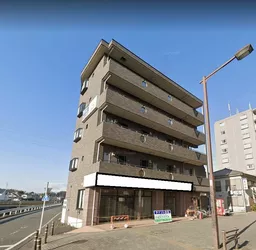 大塚・帝京大学駅 徒歩1分 駅至近!多摩モノレール通り沿い 路面スケルトン店舗物件 【飲食業種可否相談中】