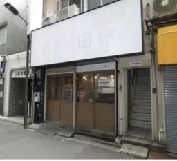 新橋駅徒歩3分の路面店♪第看板で視認性抜群♪重飲食可