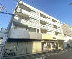 用賀駅 徒歩3分 商店街に面する建物 スケルトン物件 【飲食不可】