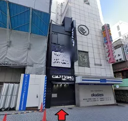 新宿駅 東口 徒歩2分 スケルトン物件 【何業でも相談可(飲食可)】