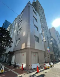 御徒町駅 徒歩3分 角地 1Fスケルトン物件 【重飲食可】外観
