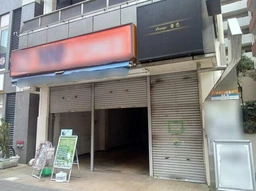 武蔵境駅 徒歩2分 スキップ通り商店街沿い 1F《101区画》スケルトン物件【軽飲食可】外観